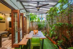 Kew Gate (D16), Terrace #459684761